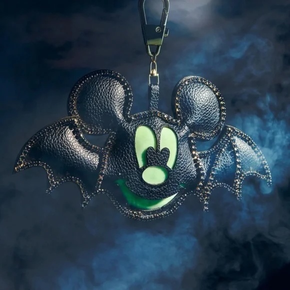 ✨🦇BAUBLEBAR Disney Mickey Mouse Bat Bag Charm - Picture 4 of 6